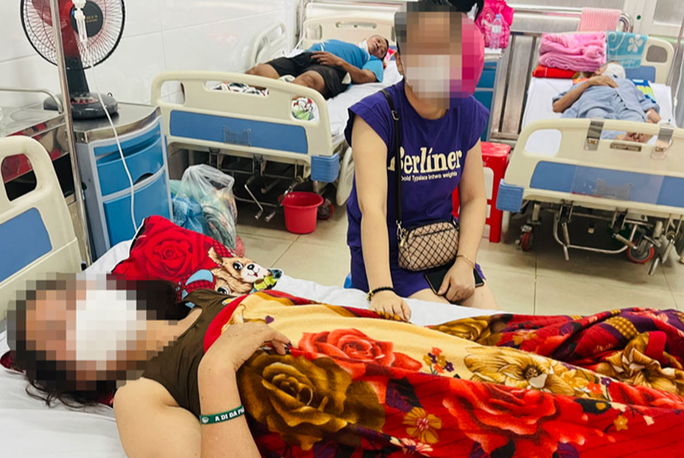 tinh hinh suc khoe cua nguoi phu nu bi thang may chuyen thuc an roi trung dau1 tinh hinh suc khoe cua nguoi phu nu bi thang may chuyen thuc an roi trung dau1