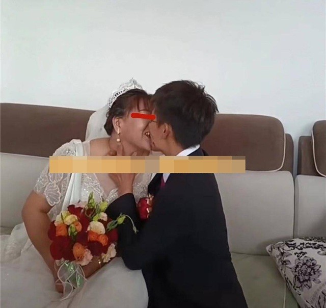 bo me chu re nhat quyet phan doi dam cuoi giua chu re 28 tuoi va co dau 42 tuoi nhung khi biet gia the co dau bo me chong lai quay ngoat thai do2 bo me chu re nhat quyet phan doi dam cuoi giua chu re 28 tuoi va co dau 42 tuoi nhung khi biet gia the co dau bo me chong lai quay ngoat thai do2