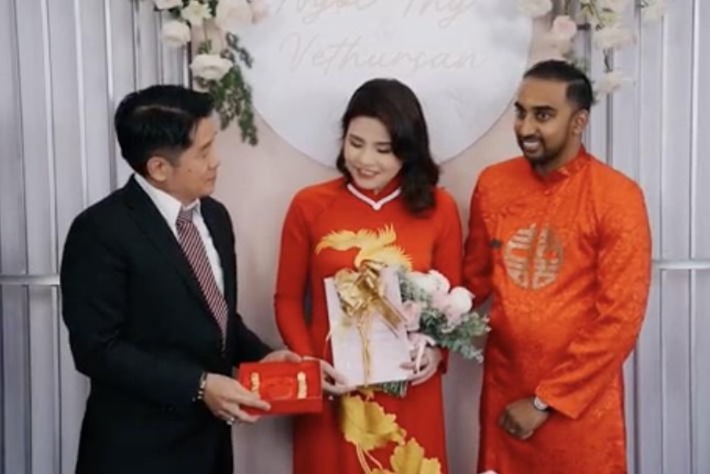 dan tinh choang vang ve cua hoi mon tri gia 300 ty dong cua dai gia long an danh cho con gai1 dan tinh choang vang ve cua hoi mon tri gia 300 ty dong cua dai gia long an danh cho con gai1