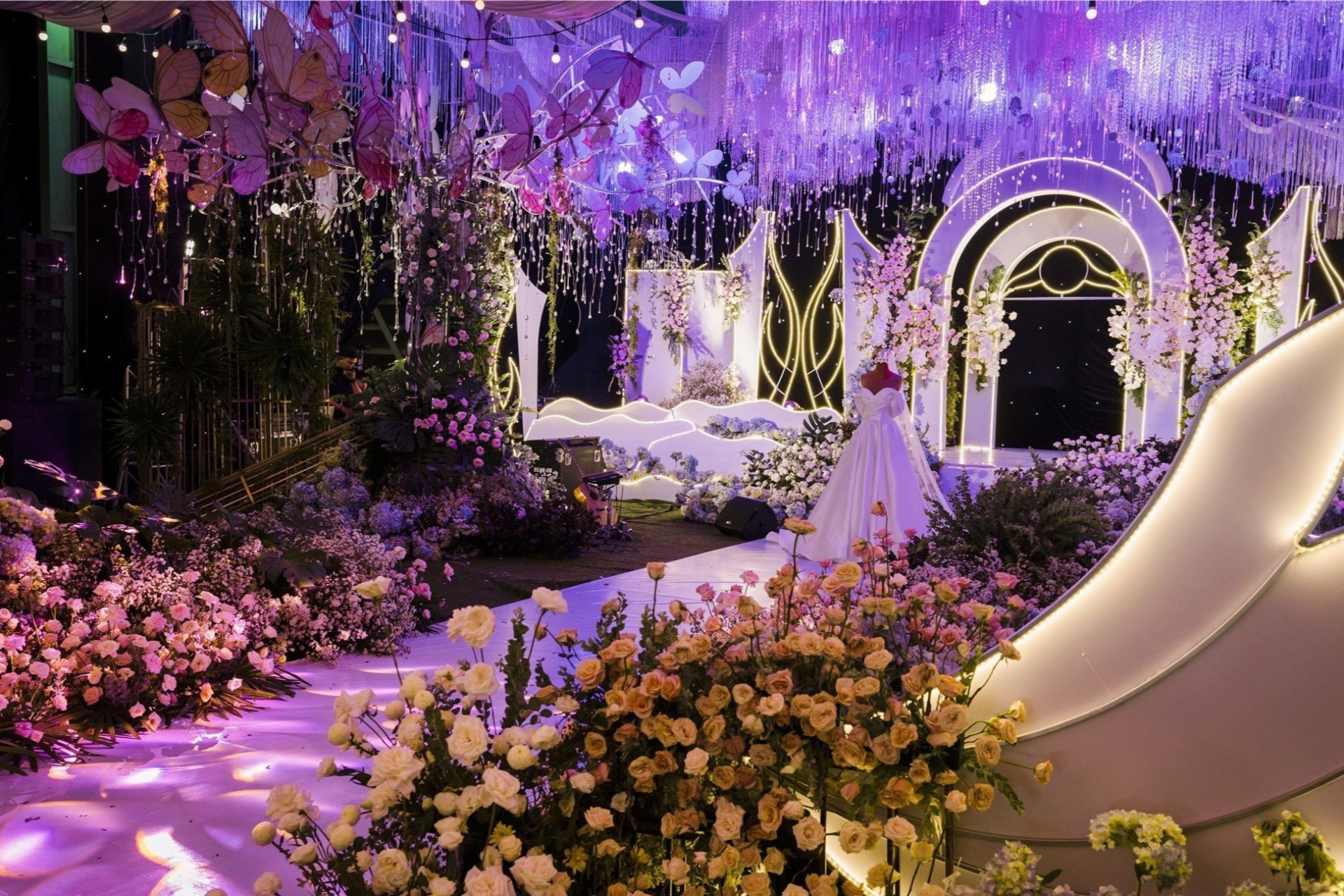 dan tinh choang vang ve cua hoi mon tri gia 300 ty dong cua dai gia long an danh cho con gai3 dan tinh choang vang ve cua hoi mon tri gia 300 ty dong cua dai gia long an danh cho con gai3