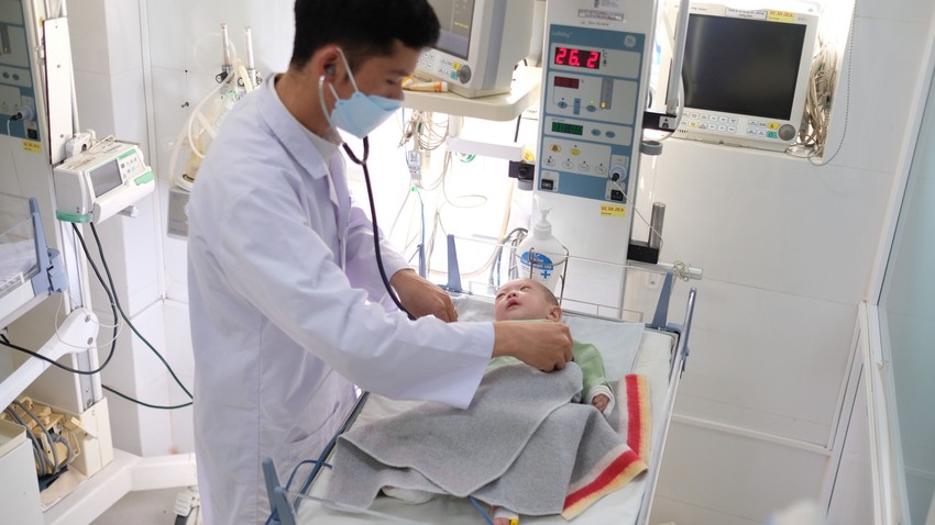 lien quan den vu be gai 3 thang tuoi bi nguoi tinh cua me bao hanh trung tam bao tro xa hoi da dung ra nhan nuoi dua tre11 lien quan den vu be gai 3 thang tuoi bi nguoi tinh cua me bao hanh trung tam bao tro xa hoi da dung ra nhan nuoi dua tre11