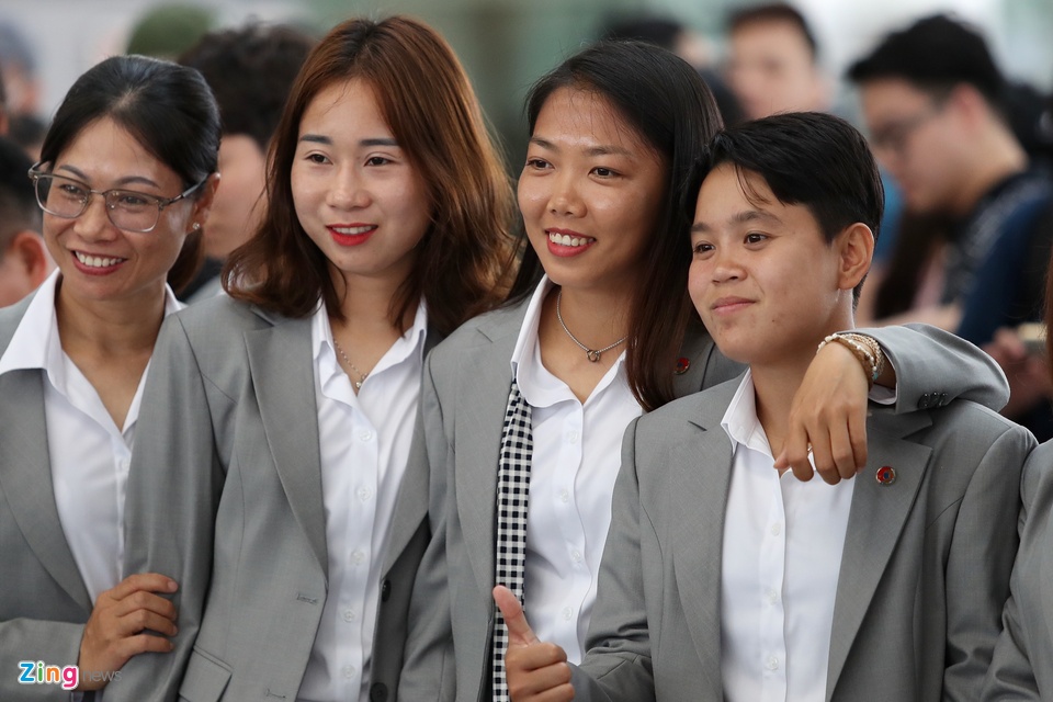 doi tuyen nu viet nam rang ro trong buoi xuat quan len duong du world cup10 doi tuyen nu viet nam rang ro trong buoi xuat quan len duong du world cup10