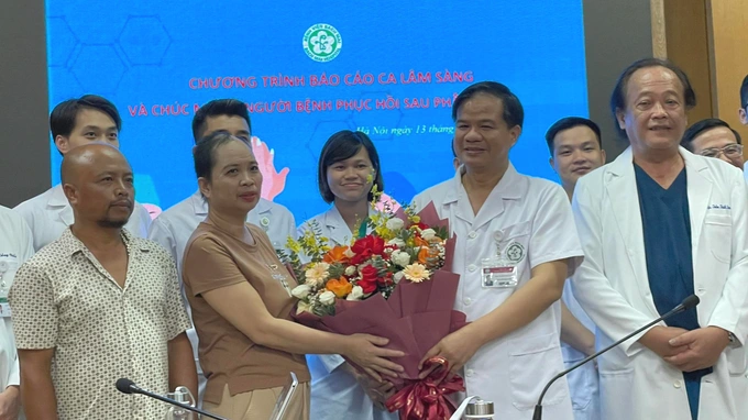 ghep thanh cong manh da dau bi dut roi cho nguoi phu nu bi cuon vao may khoan gieng2 ghep thanh cong manh da dau bi dut roi cho nguoi phu nu bi cuon vao may khoan gieng2