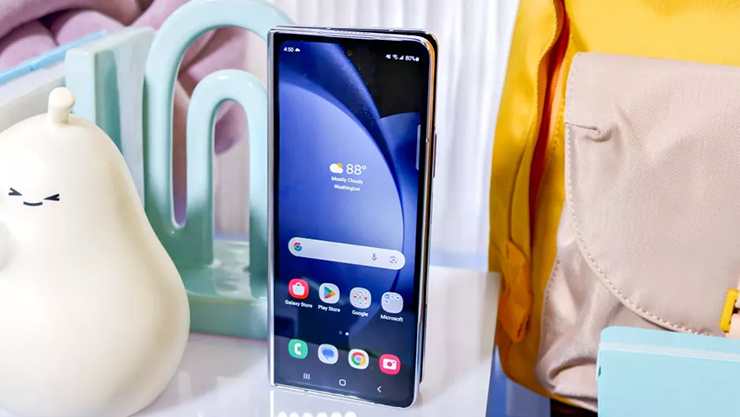 ngam galaxy z fold 5 moi ra mat co dang de samfan vung tien 2 ngam galaxy z fold 5 moi ra mat co dang de samfan vung tien 2