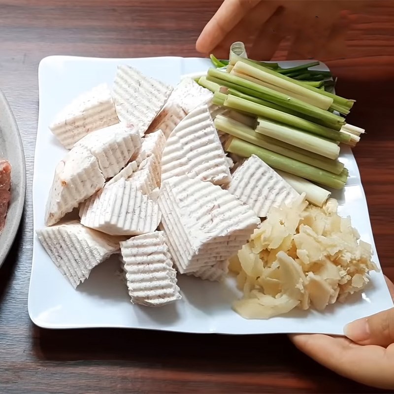 cach nau canh suon bo ham sa sieu bo duong an la me4