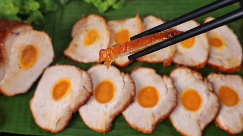 mon ngon moi ngay noi com bay trong mot not nhac nho mon xa xiu trung muoi vua thom ngon lai con la mieng7 mon ngon moi ngay noi com bay trong mot not nhac nho mon xa xiu trung muoi vua thom ngon lai con la mieng7