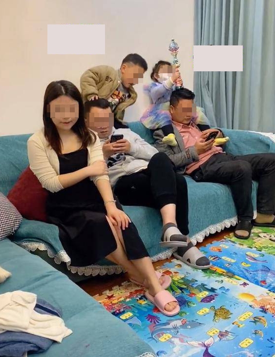chong cu suot ngay den nha choi con than thiet hon hoi chua ly hon thai do cua chong moi khien ai cung bat ngo chong cu suot ngay den nha choi con than thiet hon hoi chua ly hon thai do cua chong moi khien ai cung bat ngo