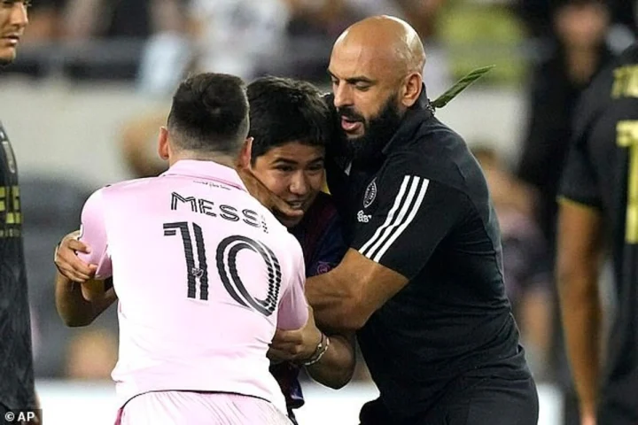 ve si rieng cua messi duoc tra luong bao nhieu 2 ve si rieng cua messi duoc tra luong bao nhieu 2