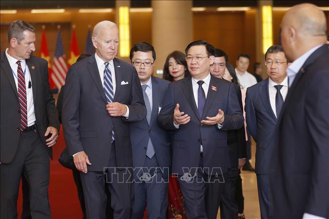 chu tich quoc hoi vuong dinh hue hoi kien tong thong hoa ky joe biden7 chu tich quoc hoi vuong dinh hue hoi kien tong thong hoa ky joe biden7