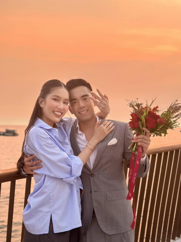 a hau phuong anh nhan con mua loi khen khi co hanh dong tinh te ngay truoc dam cuoi3 a hau phuong anh nhan con mua loi khen khi co hanh dong tinh te ngay truoc dam cuoi3