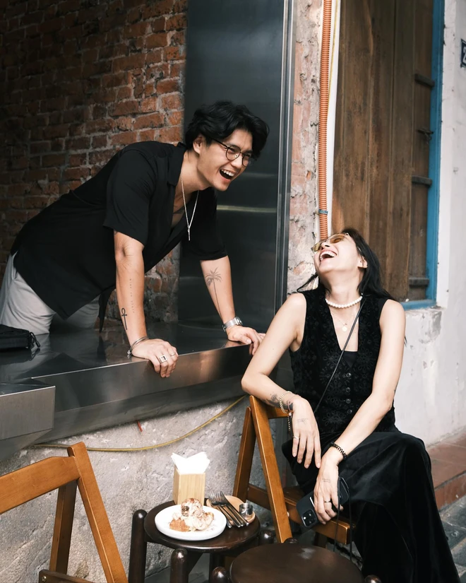 bieu cam bat ngo bat ngua cua ong xa ngo thanh van khi nghe vo boc gia hop phan mat 17 trieu1 bieu cam bat ngo bat ngua cua ong xa ngo thanh van khi nghe vo boc gia hop phan mat 17 trieu1
