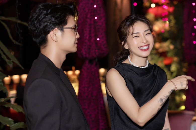 bieu cam bat ngo bat ngua cua ong xa ngo thanh van khi nghe vo boc gia hop phan mat 17 trieu2 bieu cam bat ngo bat ngua cua ong xa ngo thanh van khi nghe vo boc gia hop phan mat 17 trieu2