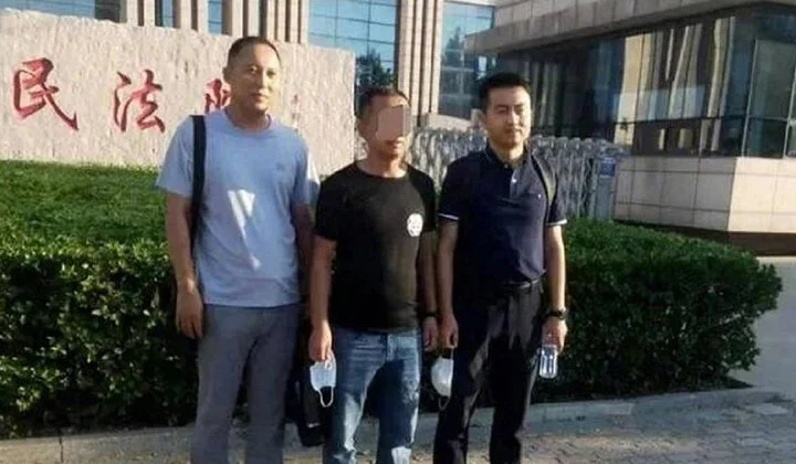 hen ho qua cong ty mai moi nguoi dan ong nhan cai ket dang1