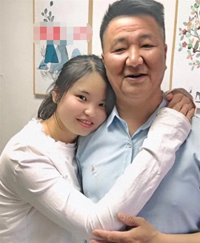 ong chu u60 tiet lo khoan chi khung de lay duoc vo kem minh 35 tuoi2 ong chu u60 tiet lo khoan chi khung de lay duoc vo kem minh 35 tuoi2