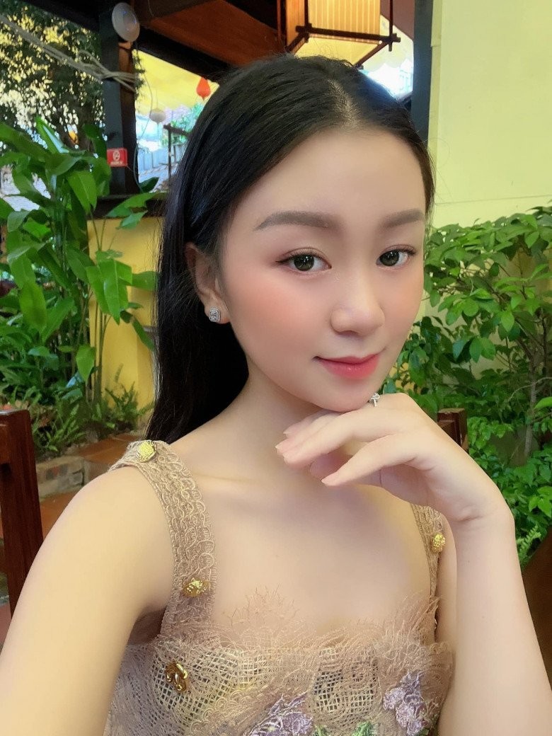 truoc khi bi sat hai a khoi 2 hoa khoi ao dai viet nam 2022 ho yen nhi tung co cuoc song nhu the nao 6 truoc khi bi sat hai a khoi 2 hoa khoi ao dai viet nam 2022 ho yen nhi tung co cuoc song nhu the nao 6