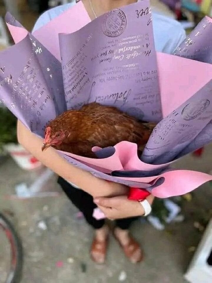 chi em thi nhau khoe qua 20 10 dan mang cuoi bo boi do thiet thuc cua cac quy ong11