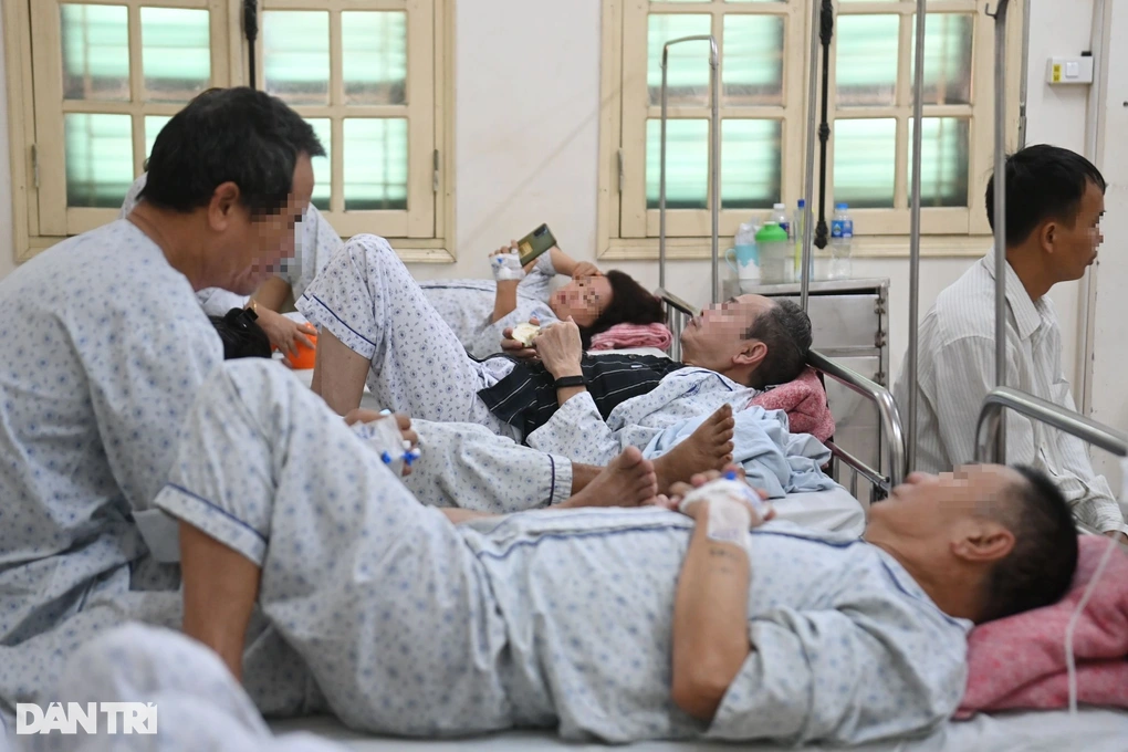 so ca mac sot xuat huyet giam nhung gia tang benh nhan sot xuat huyet chuyen nang3 so ca mac sot xuat huyet giam nhung gia tang benh nhan sot xuat huyet chuyen nang3