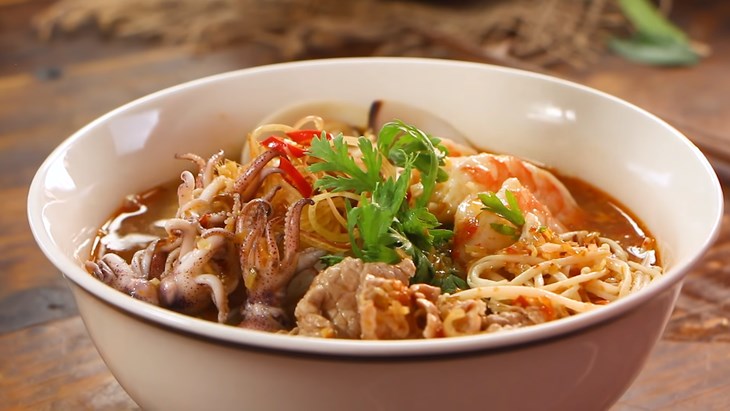 Ăn - Chơi - Món ngon mỗi ngày: Bật mí công thức món bún Thái hải sản chua cay, đúng điệu (Hình 6).