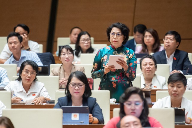 dbqh viec hoa hau huynh tran y nhi va phim dat rung phuong nam bi cong dong mang bao hanh ai bao ve ho 1 dbqh viec hoa hau huynh tran y nhi va phim dat rung phuong nam bi cong dong mang bao hanh ai bao ve ho 1