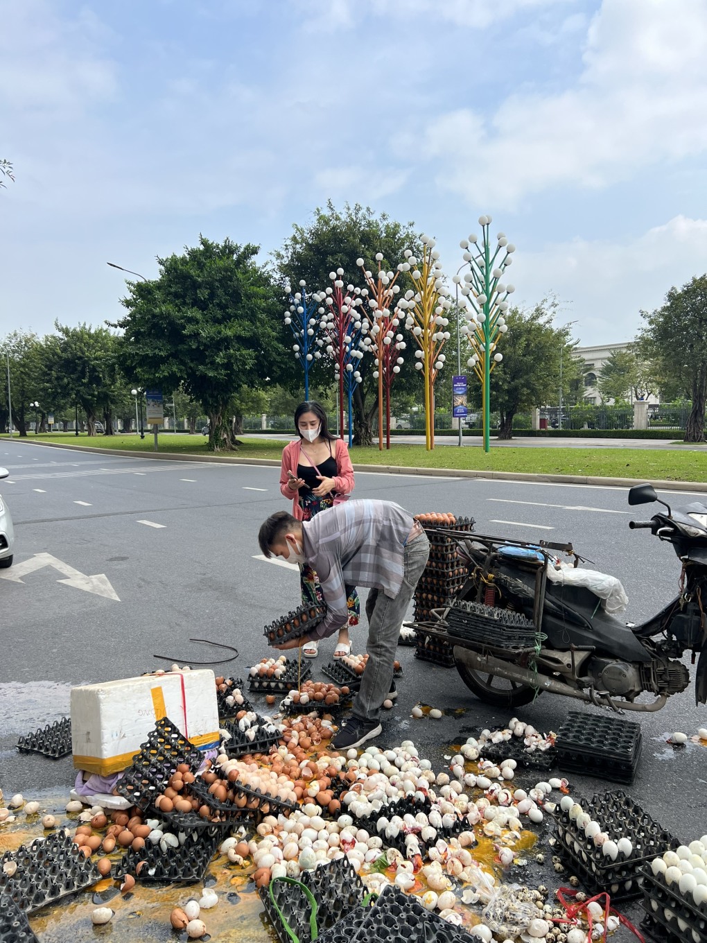 hanh dong tu te dang sau tam anh nam shipper lam vo 1 000 qua trung thu hut su quan tam cua cong dong mang1 hanh dong tu te dang sau tam anh nam shipper lam vo 1 000 qua trung thu hut su quan tam cua cong dong mang1