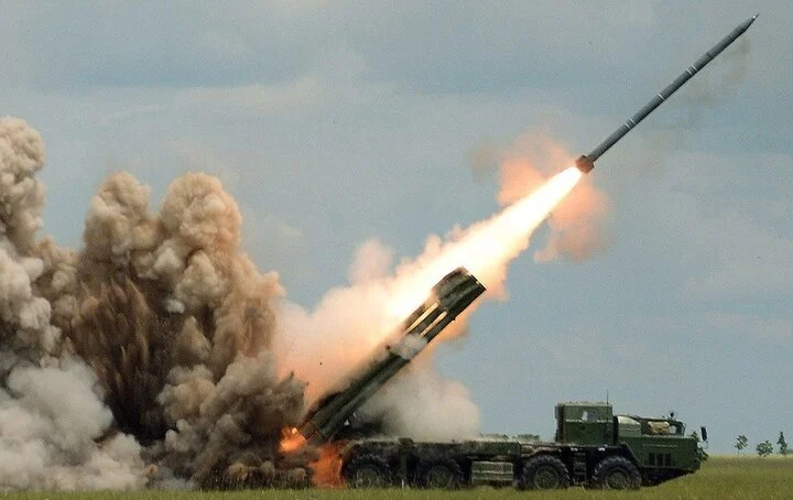 tong hop nhung he thong phao phan luc phong loat manh nhat the gioi duoc xem la vu khi thay doi cuoc choi tren chien truong3