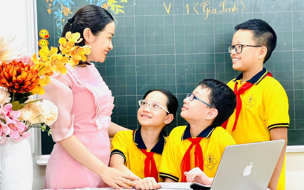 nhung kieu tang qua khien thay co ap luc phu huynh can tranh keo lam doi ben kho xu5 nhung kieu tang qua khien thay co ap luc phu huynh can tranh keo lam doi ben kho xu5
