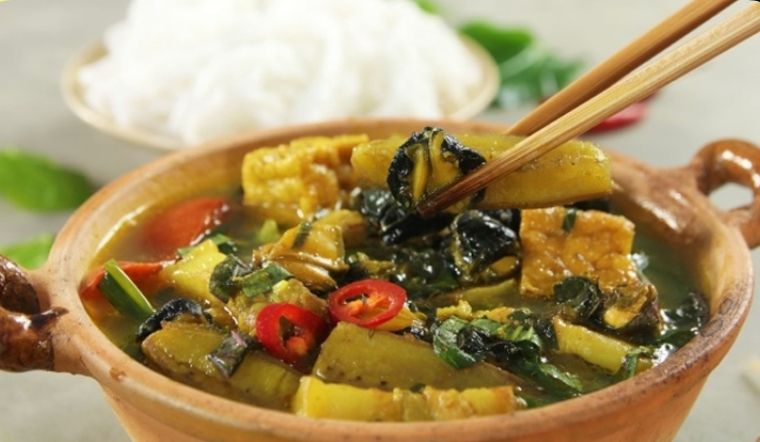 mon ngon moi ngay bat mi tuyet chieu lam mon canh oc chuoi nau dau khien nhieu nguoi me man2