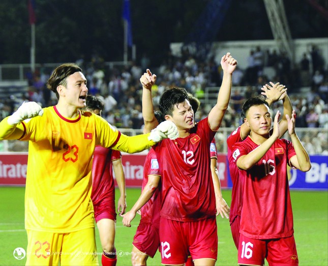 van quyet hoang duc khong duoc dang ky tran gap iraq tien linh kho da chinh 1 van quyet hoang duc khong duoc dang ky tran gap iraq tien linh kho da chinh 1