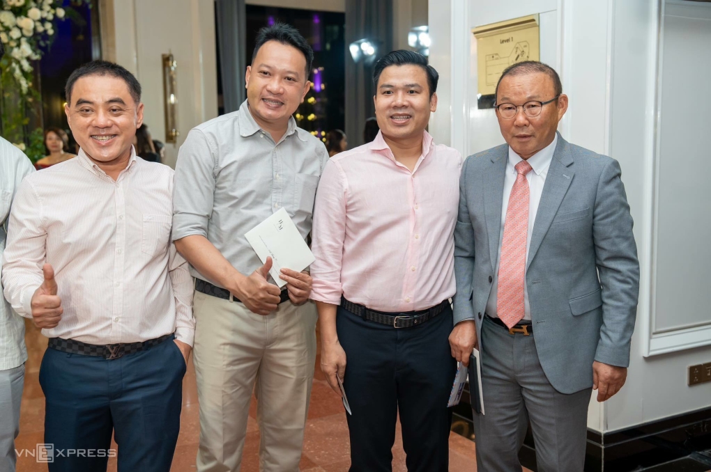 dan sao noi tieng den tham du dam cuoi doan van hau va doan hai my2 dan sao noi tieng den tham du dam cuoi doan van hau va doan hai my2
