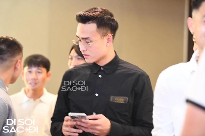 dan sao noi tieng den tham du dam cuoi doan van hau va doan hai my8 dan sao noi tieng den tham du dam cuoi doan van hau va doan hai my8