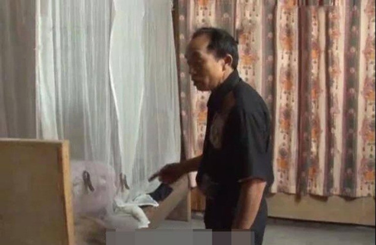 lay vo kem 22 tuoi nguoi dan ong nhan cai ket dang sau khi ket hon1 lay vo kem 22 tuoi nguoi dan ong nhan cai ket dang sau khi ket hon1