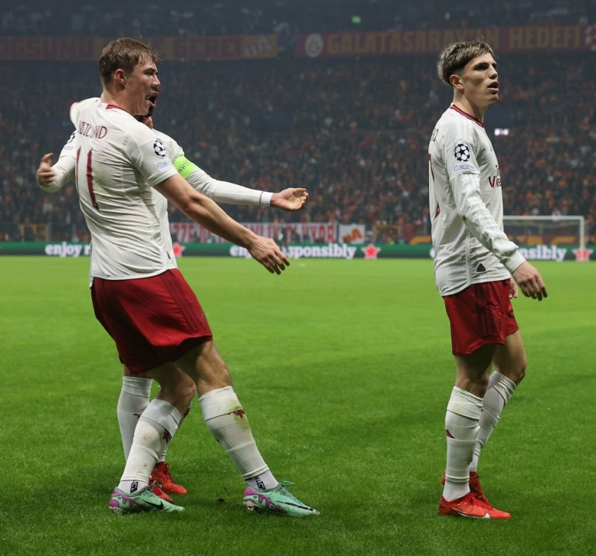 man united ngam ngui chia diem voi galatasaray arsenal tra no thanh cong real madrid dung vung ngoi dau bang1 man united ngam ngui chia diem voi galatasaray arsenal tra no thanh cong real madrid dung vung ngoi dau bang1