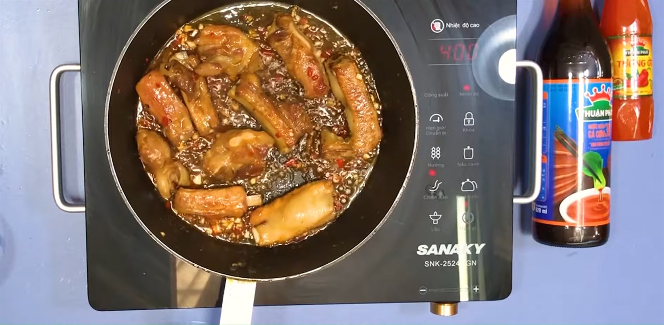 Ăn - Chơi - Món ngon mỗi ngày: Cách làm sườn chiên nước mắm siêu đưa cơm (Hình 6).