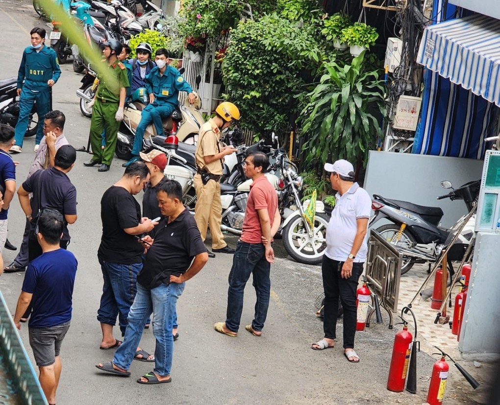 vu dot nha cam dao co thu nguoi phu nu ke lai giay phut doi mat voi tu than 1