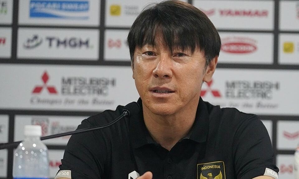 bao chi indonesia bi quan ve tuong lai cua hlv shin tae yong sau asian cup 1