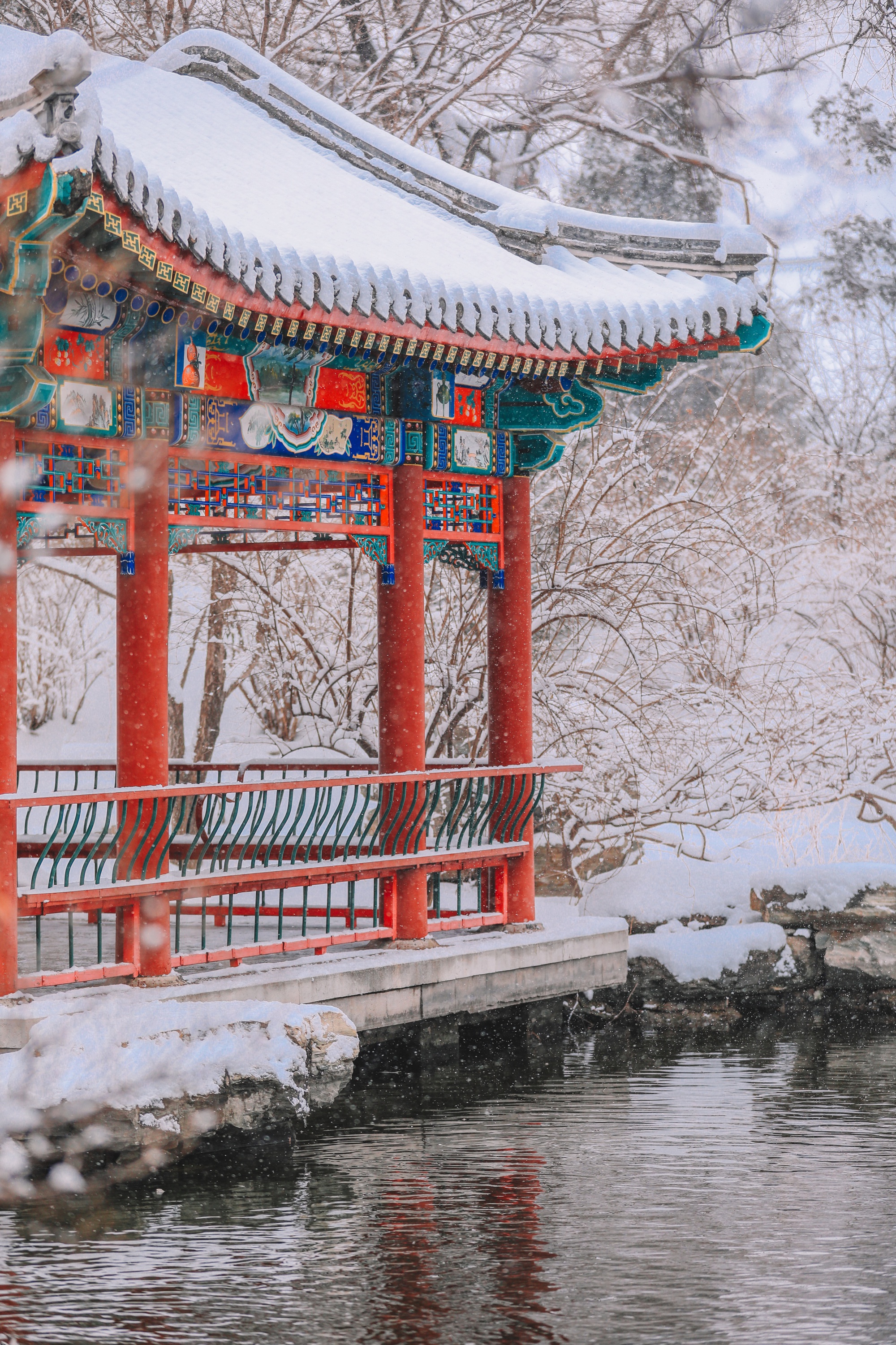 chiem nguong ve dep cua dai hoc bac kinh ngay vao dong khung canh tuyet roi trang xoa nhu cat tu trong phim4 chiem nguong ve dep cua dai hoc bac kinh ngay vao dong khung canh tuyet roi trang xoa nhu cat tu trong phim4