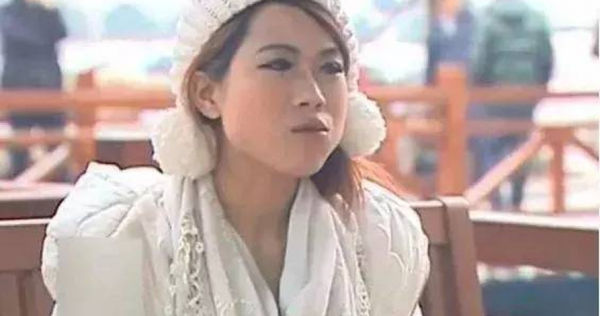 ao tuong chuyen sinh ra trong gia dinh giau co co gai bat ep bo me ngheo di xet nghiem adn tuy nhien cai ket lai la bi thuong1 ao tuong chuyen sinh ra trong gia dinh giau co co gai bat ep bo me ngheo di xet nghiem adn tuy nhien cai ket lai la bi thuong1