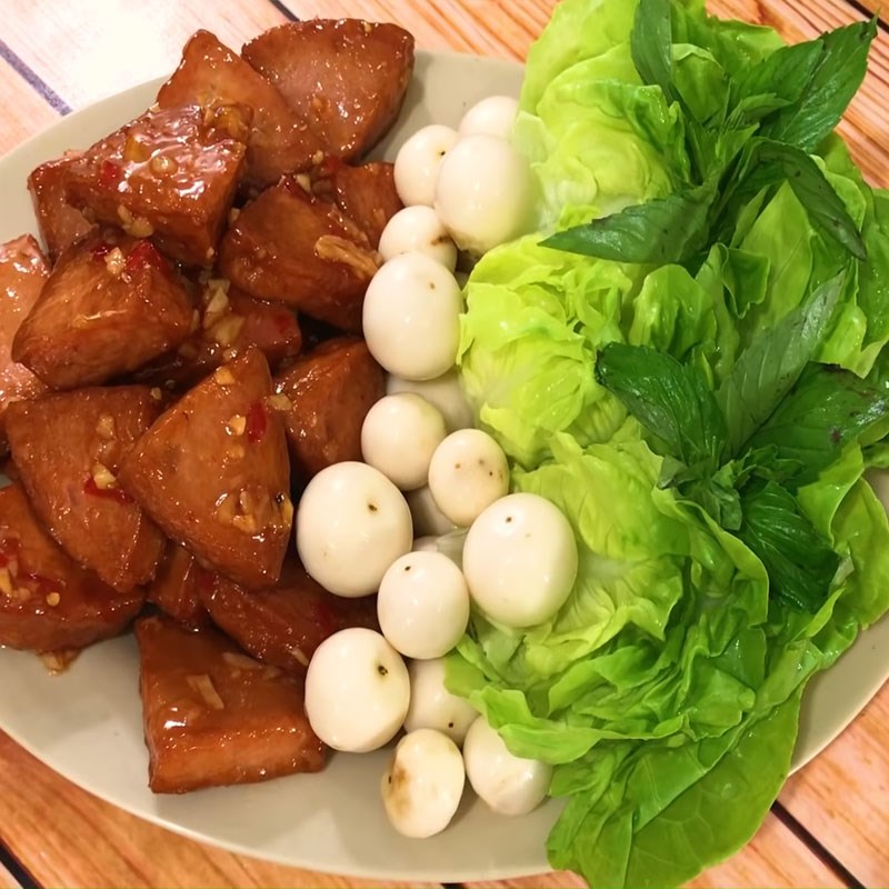 Ăn - Chơi - Không có thời gian những vẫn muốn ăn ngon thì đừng bỏ qua món chả lụa chiên nước mắm (Hình 11).