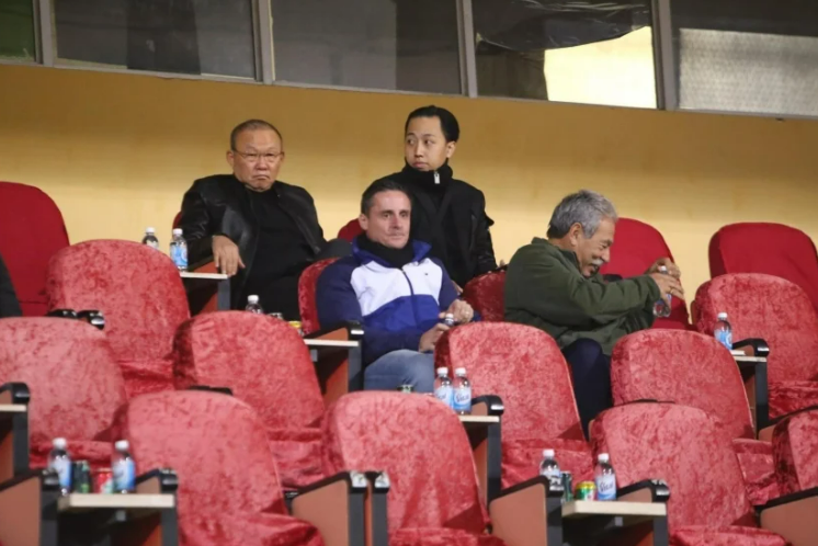 ra ve som hlv park hang seo bo lo sieu pham cua quang hai2 ra ve som hlv park hang seo bo lo sieu pham cua quang hai2