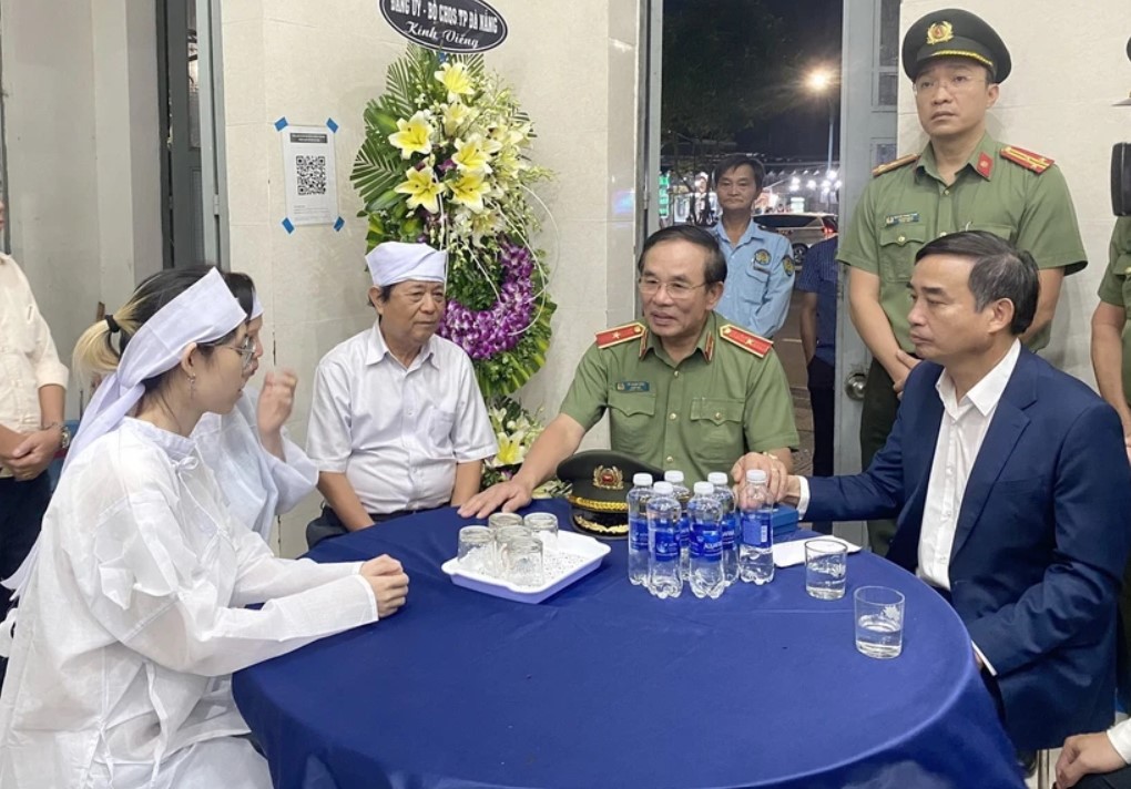 bao ve ngan hang bidv tu vong khi bat cuop duoc truy tang huan chuong dung cam1 bao ve ngan hang bidv tu vong khi bat cuop duoc truy tang huan chuong dung cam1