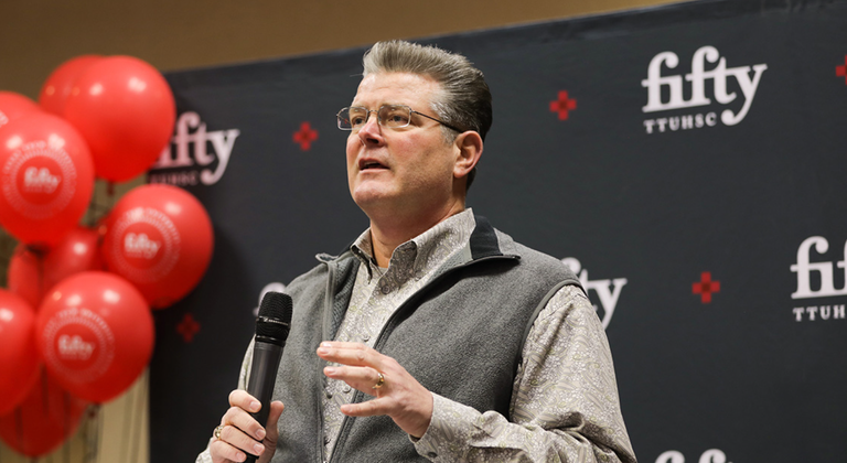 tiet lo muc luong cua hieu truong cac truong dai hoc my thu nhap gap doi tong thong2 tiet lo muc luong cua hieu truong cac truong dai hoc my thu nhap gap doi tong thong2