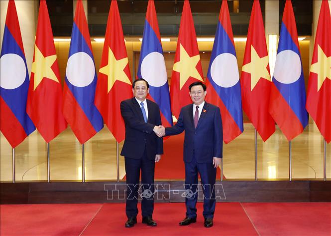 chu tich quoc hoi vuong dinh hue hoi kien thu tuong lao sonexay siphandone2 chu tich quoc hoi vuong dinh hue hoi kien thu tuong lao sonexay siphandone2