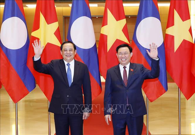 chu tich quoc hoi vuong dinh hue hoi kien thu tuong lao sonexay siphandone3 chu tich quoc hoi vuong dinh hue hoi kien thu tuong lao sonexay siphandone3