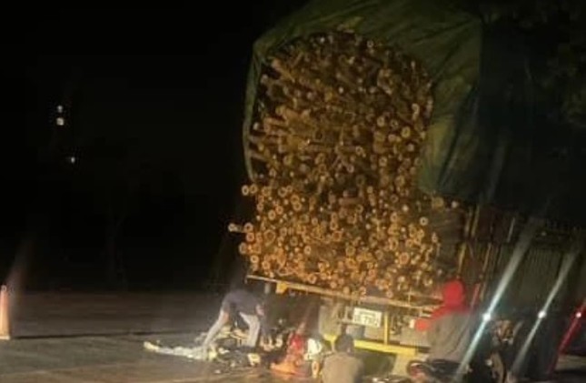 hai nan nhan tu vong trong vu xe may tong duoi o to tai cho go keo co nong do con o muc cao1