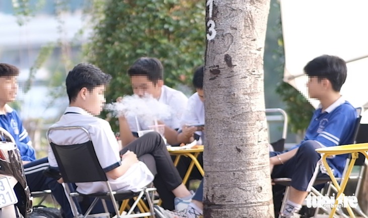 thuoc la dien tu va nhung moi nguy doi voi suc khoe con nguoi4 thuoc la dien tu va nhung moi nguy doi voi suc khoe con nguoi4