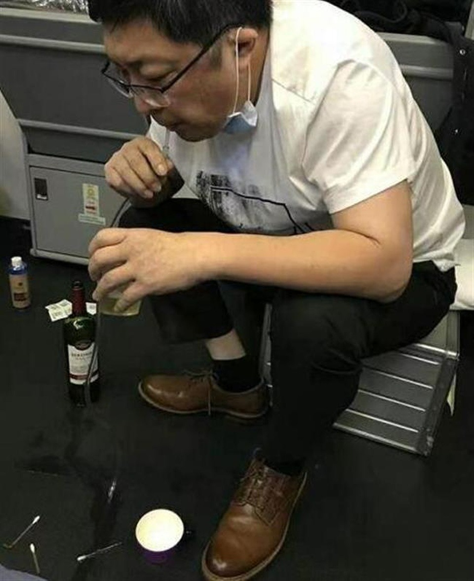 bac si 64 tuoi bat tinh sau 30 phut lien tuc ho hap nhan tao cho mot benh nhi 17 thang tuoi2