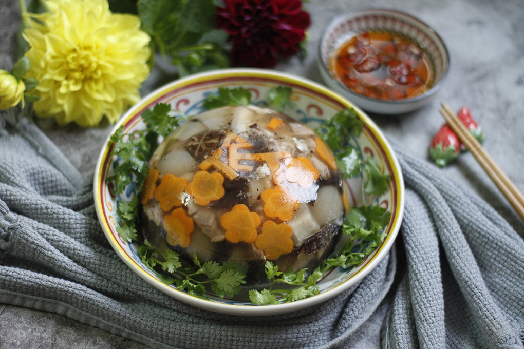 huong dan cach lam mon thit nau dong trong veo bat mat10