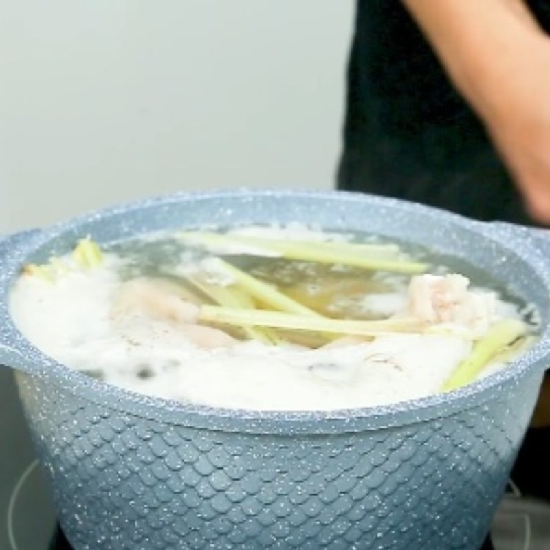bat mi cach lam goi coc tai heo chua cay gion ngon4