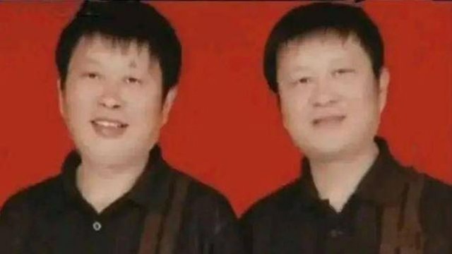 phat hien nguoi ban ca giong het bo minh co con gai giup bo tim lai em trai theo cach khong tuong1