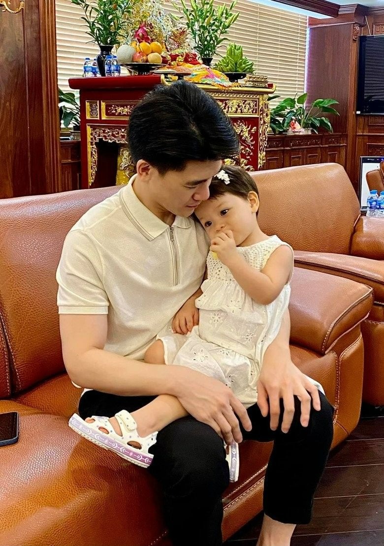 cuoc song xa hoa it ai biet cua thieu gia nghin ty lam bo don than nhung danh tinh nua kia van la dieu bi an4